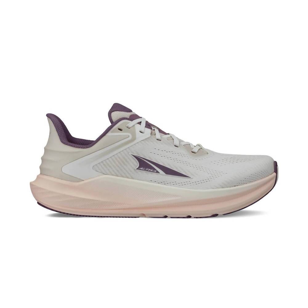 NEW ALTRA women's torin 8 running shoes in tan